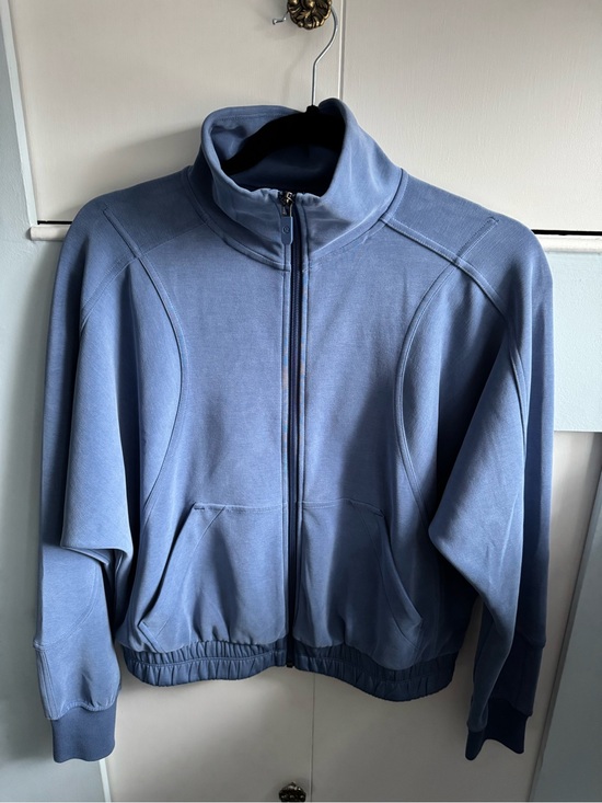 lululemon athletica Tops - NWT Women’s Lululemon Brushed Softstreme
Funnel Neck Zip Up Size 6